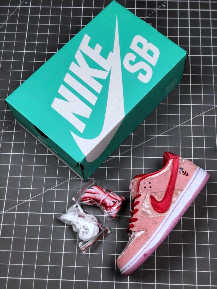 Nike Dunk - Image 5